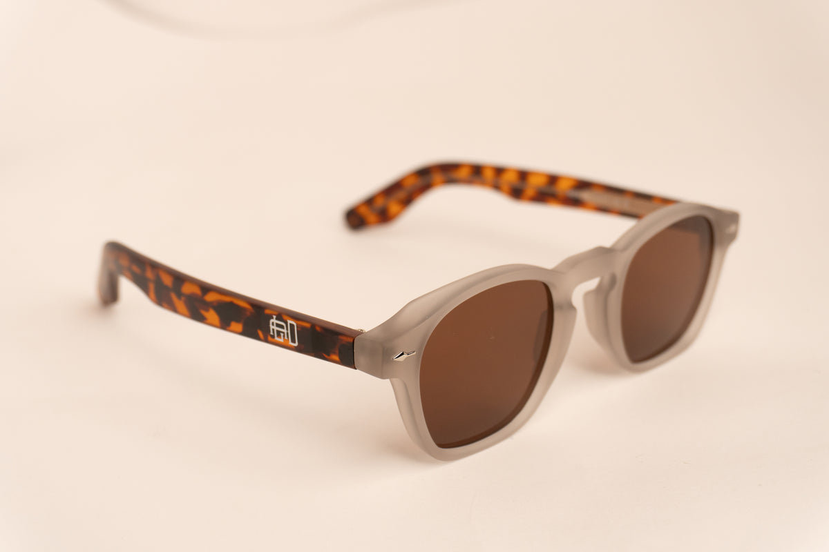 SHADES | 05