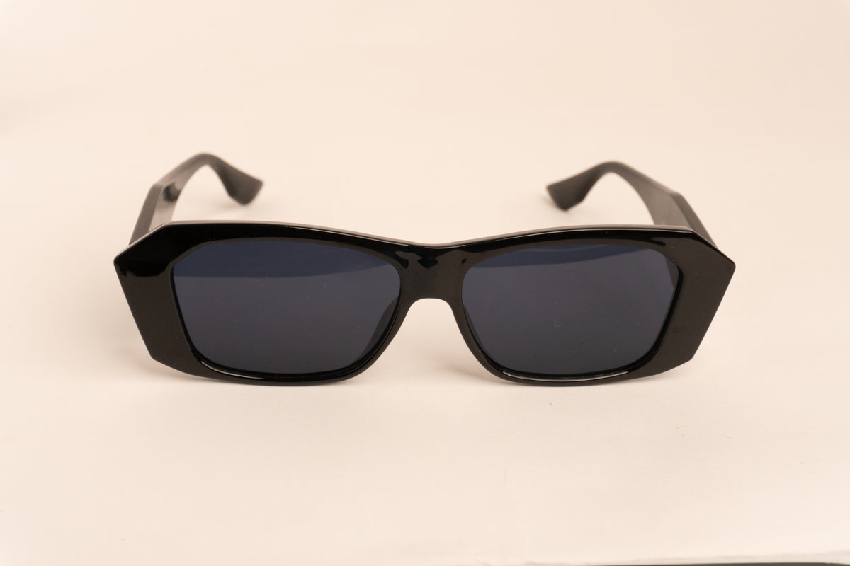 SHADES | 03